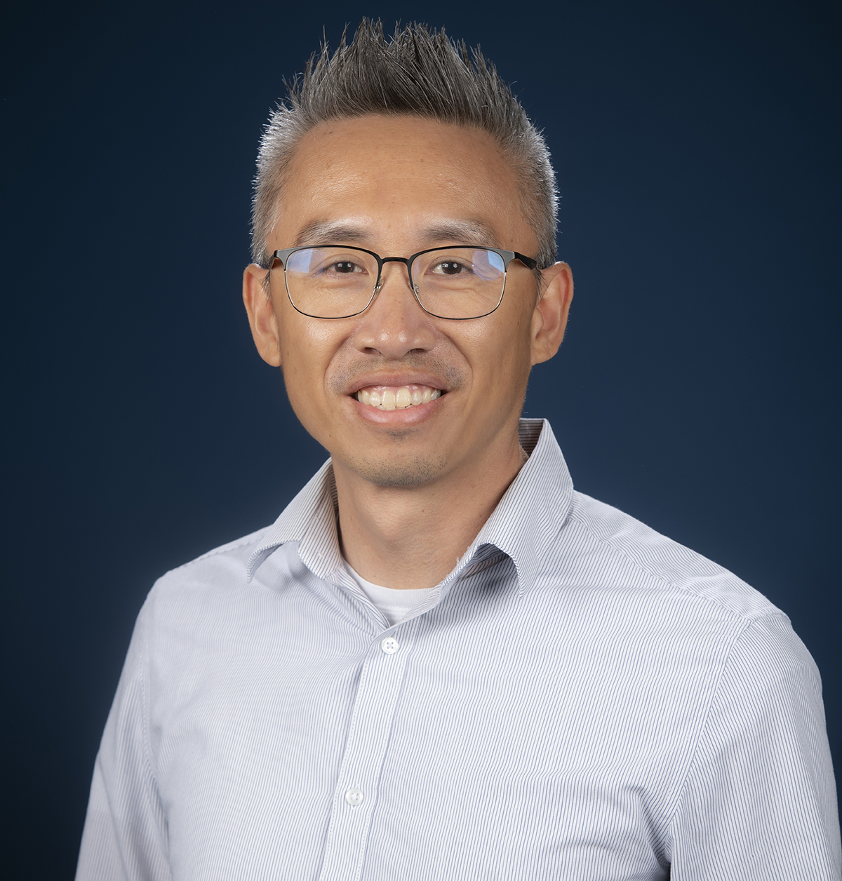 Robert Hoang